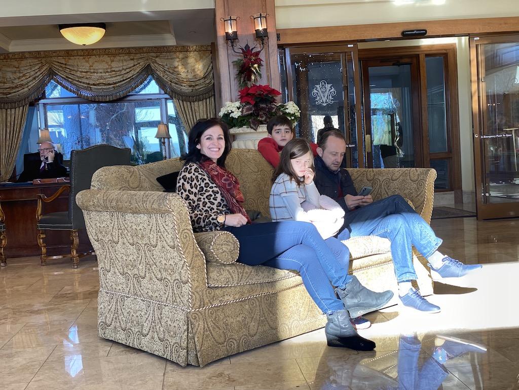 Cybercab Robotaxi Kids Like Cybertruck IMG_S9109