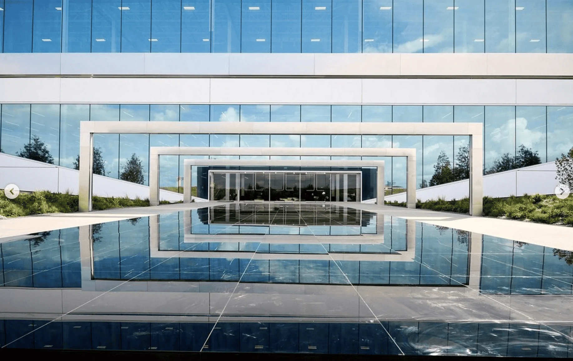 Cybercab Robotaxi GFTX New Entrance - Inspired by QC Light Tunnels Inspection Systems? 1697468552744