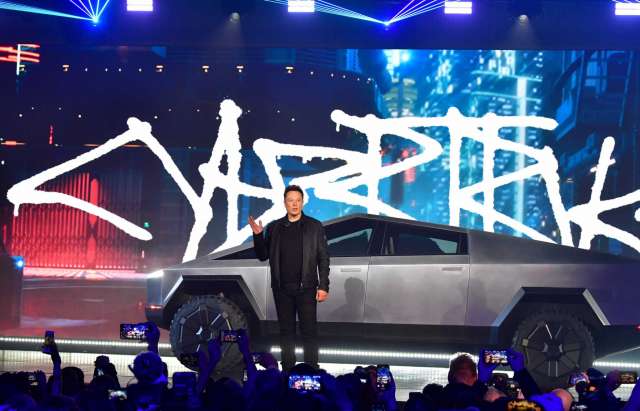 Cybercab Robotaxi What Tesla's Texas takeover means for oil-dependent Houston 640x0