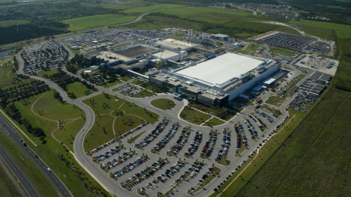 Cybercab Robotaxi Update: Tesla, Apple, Google and Samsung in Austin samsung-att-innovation-zone*750xx705-397-0-37