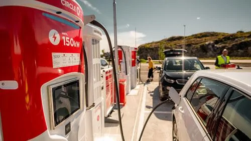 Cybercab Robotaxi Circle K Charged Up for Electric Vehicle Adoption Circle%20K%20EV%20Chargers_Sm_020821