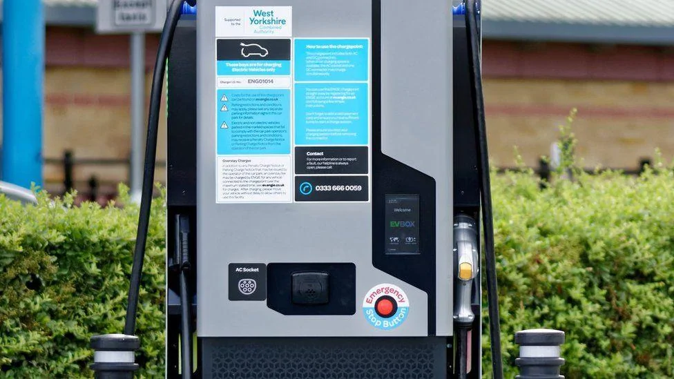 Cybercab Robotaxi 'I saved £5,000 by charging my electric car for free' - BBC News _116929911_vicarlanebradfordwyca-small