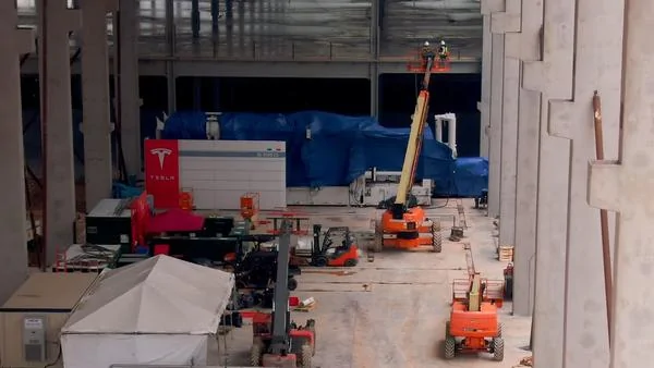 Cybercab Robotaxi Tesla Giga Texas Takes Delivery of STØTEK Aluminum Melting Furnace for Giga Press, Production Nears 1_4a7e41a5-6e6c-40b8-bbfd-9fedbc186bf6_600x600