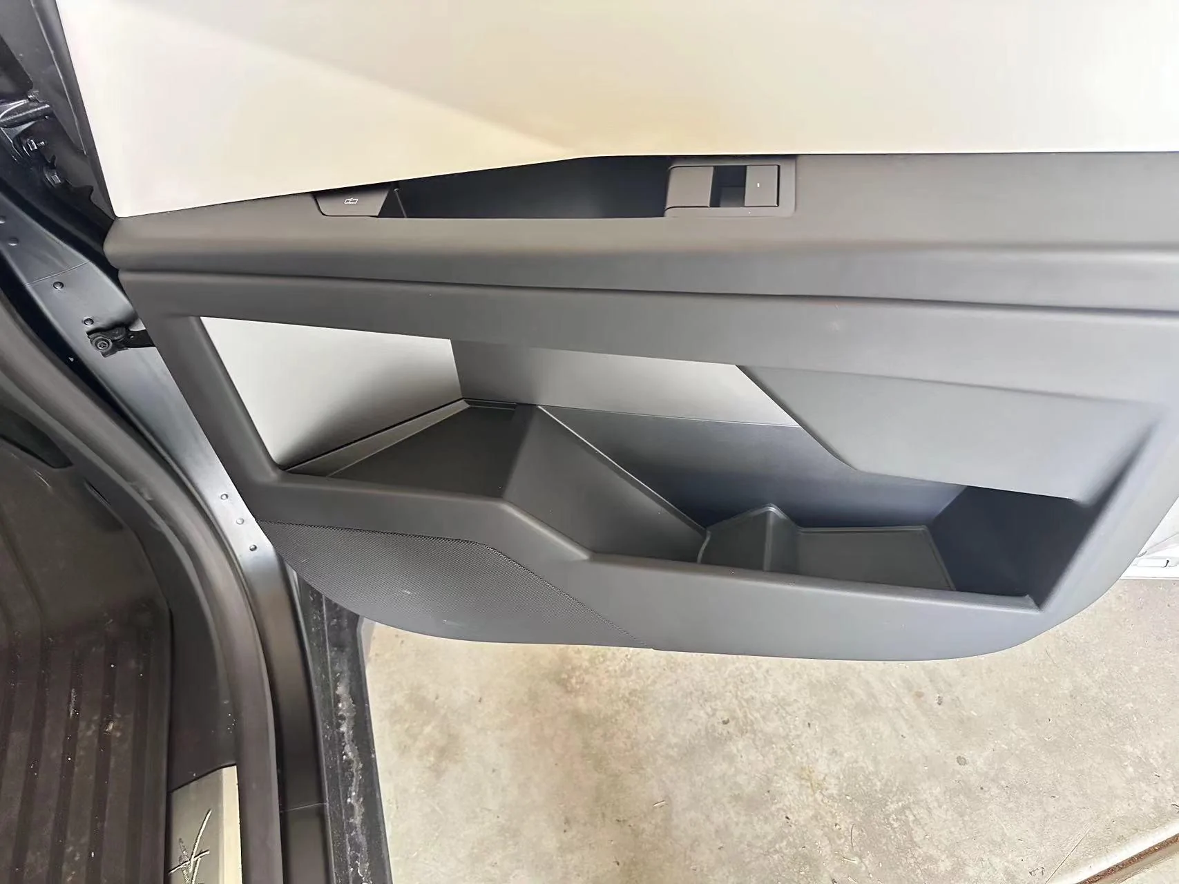 Cybercab Robotaxi ? ElecFresh Joins the Cybertruck Community: Revolutionizing Your Ride! ?️ 11