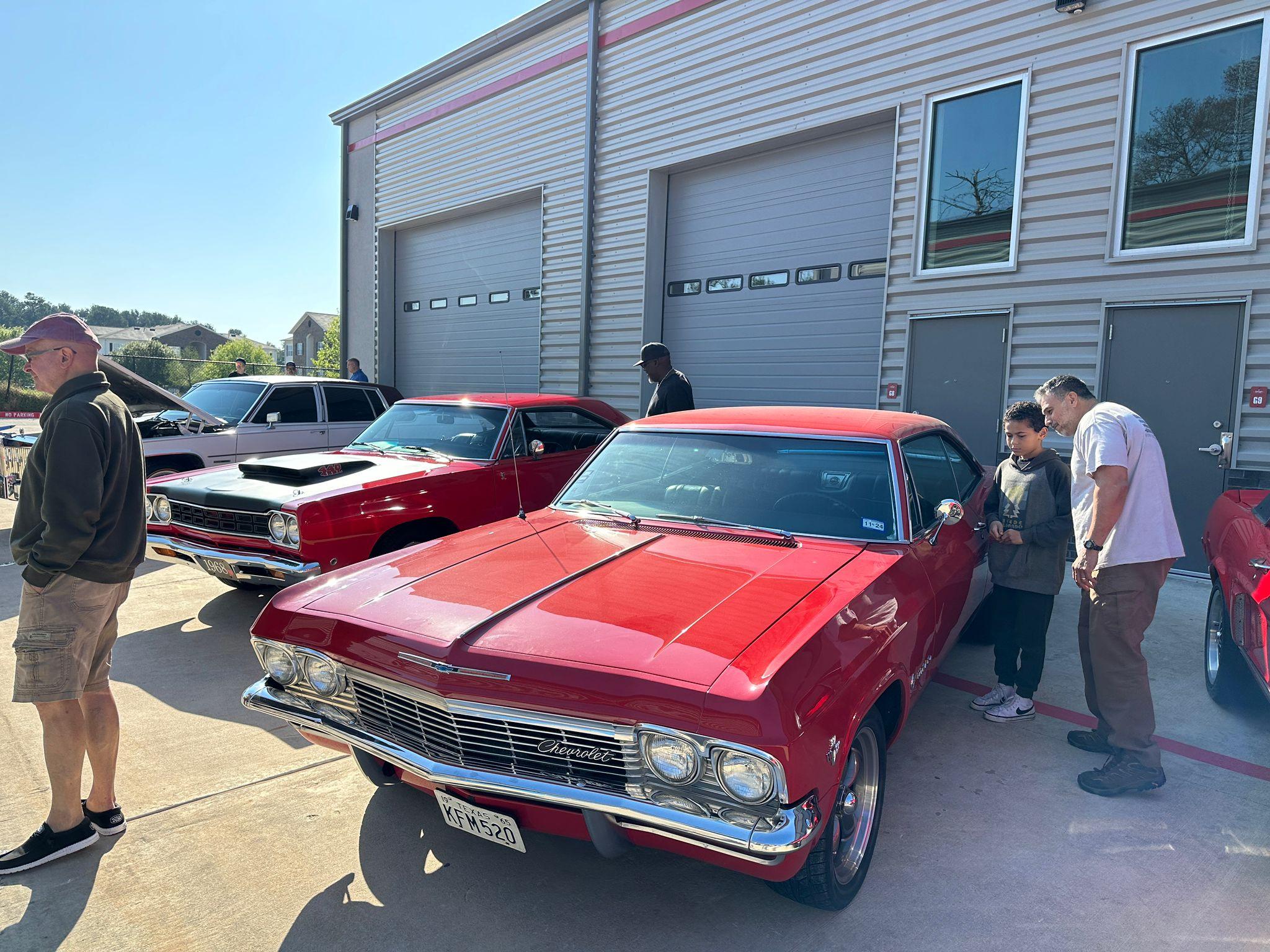 Cybercab Robotaxi ⚡ Calling Houston TX area Cybertrucks! PHOTO-2024-03-23-10-06-00