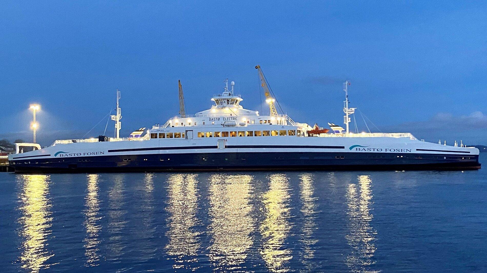 Cybercab Robotaxi Electric ferries, batteries and charging 1614463423629