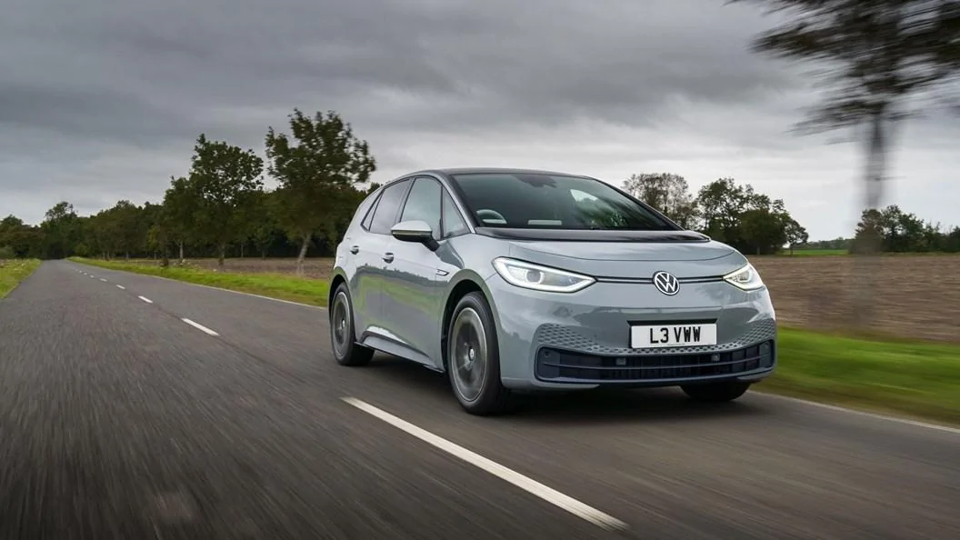 Cybercab Robotaxi Volkswagen electric cars: what you need to know 0001id3_030