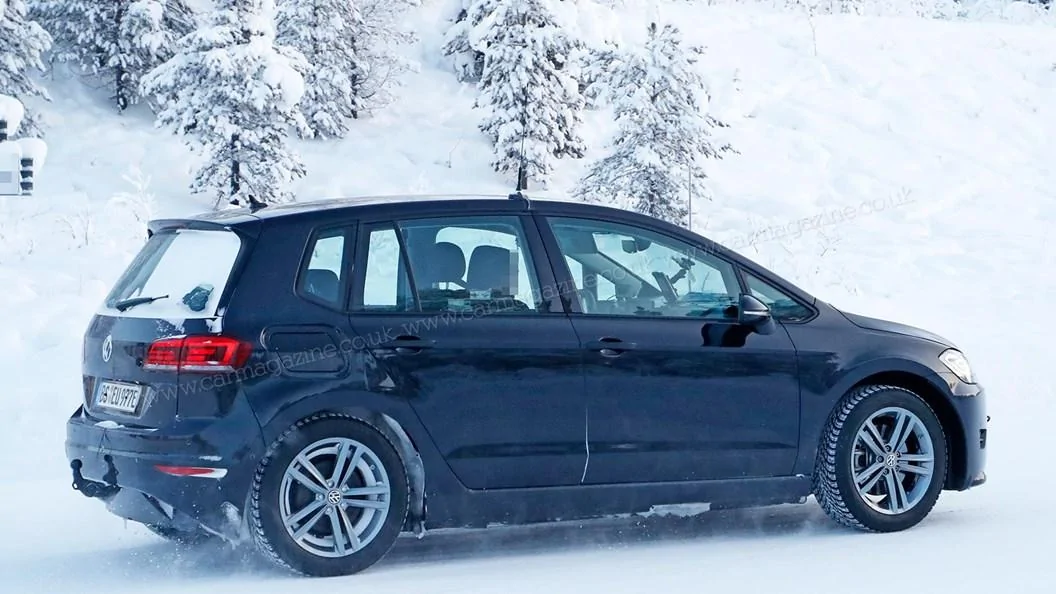 Cybercab Robotaxi Volkswagen electric cars: what you need to know electric_volkswagen_70