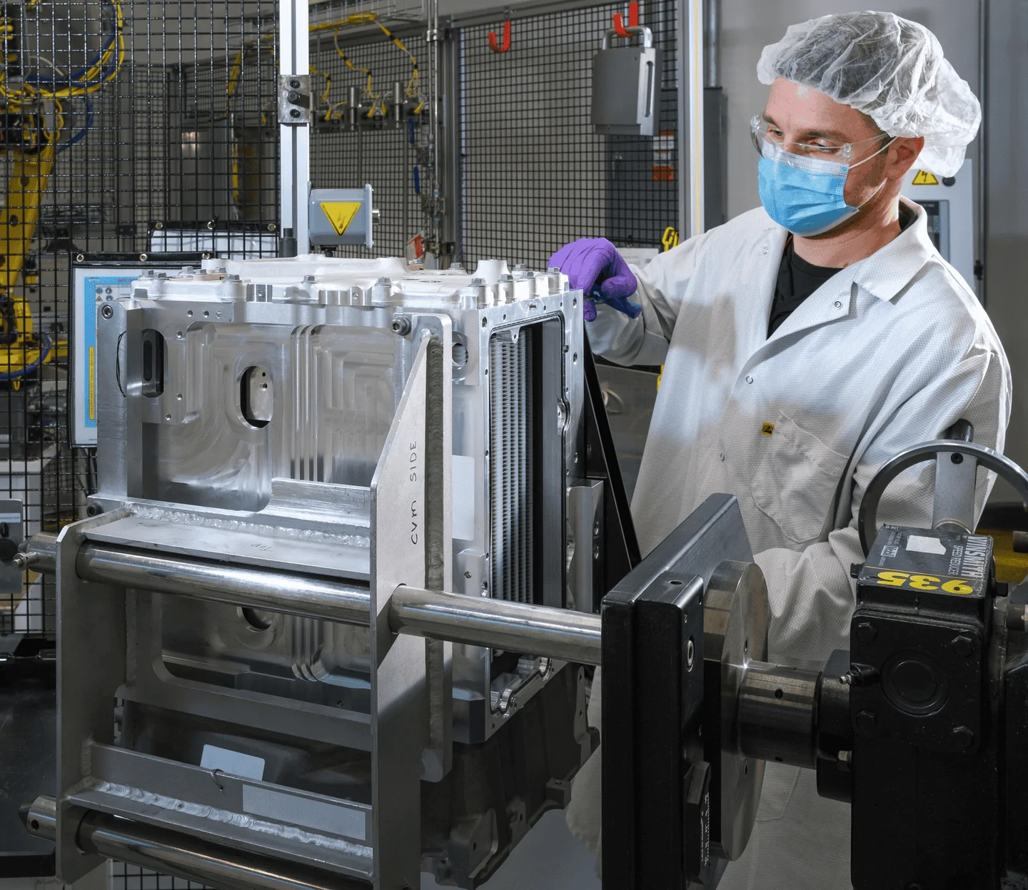 Cybercab Robotaxi What Do GM's Plans for an All-electric Future Mean to Pickup Truck Users? GMFuelCellNavistar05.601417a2cc187