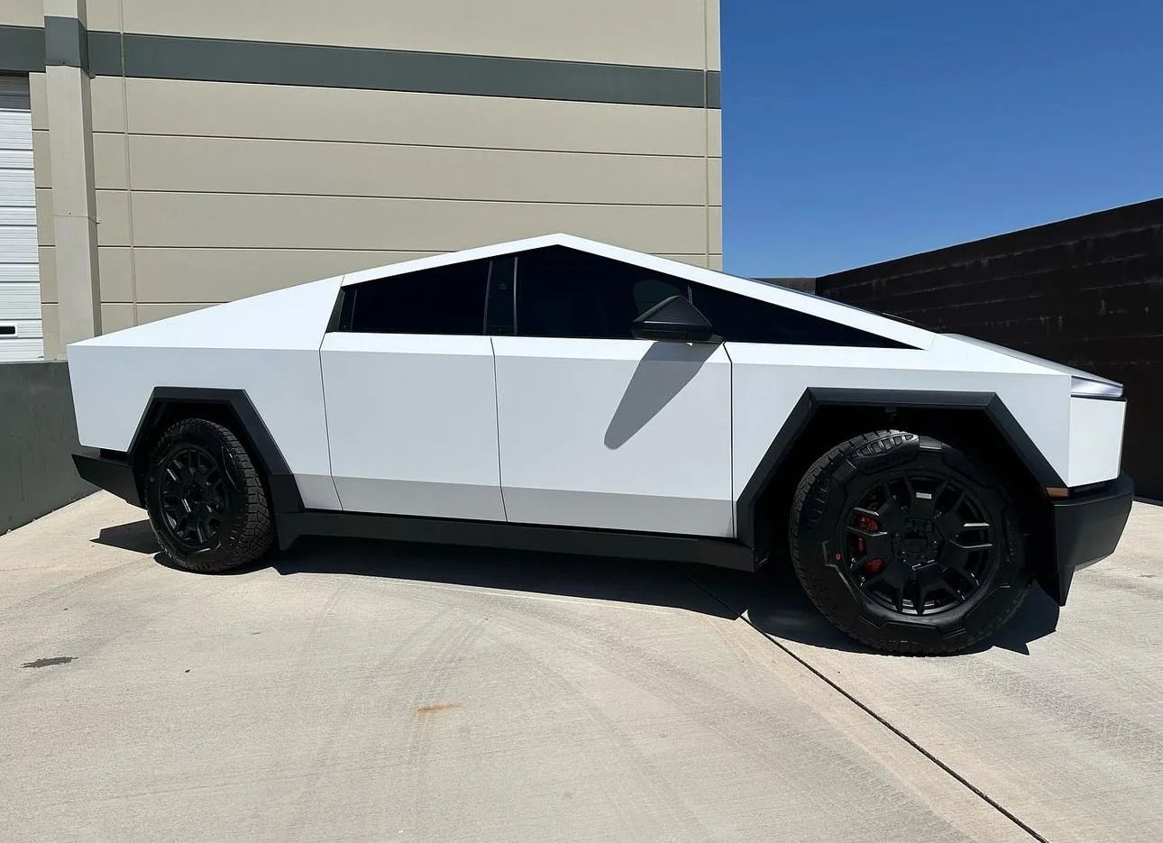 Cybercab Robotaxi ? PURE PPF SATIN SNOW WHITE Cyber Truck! IMG_4876