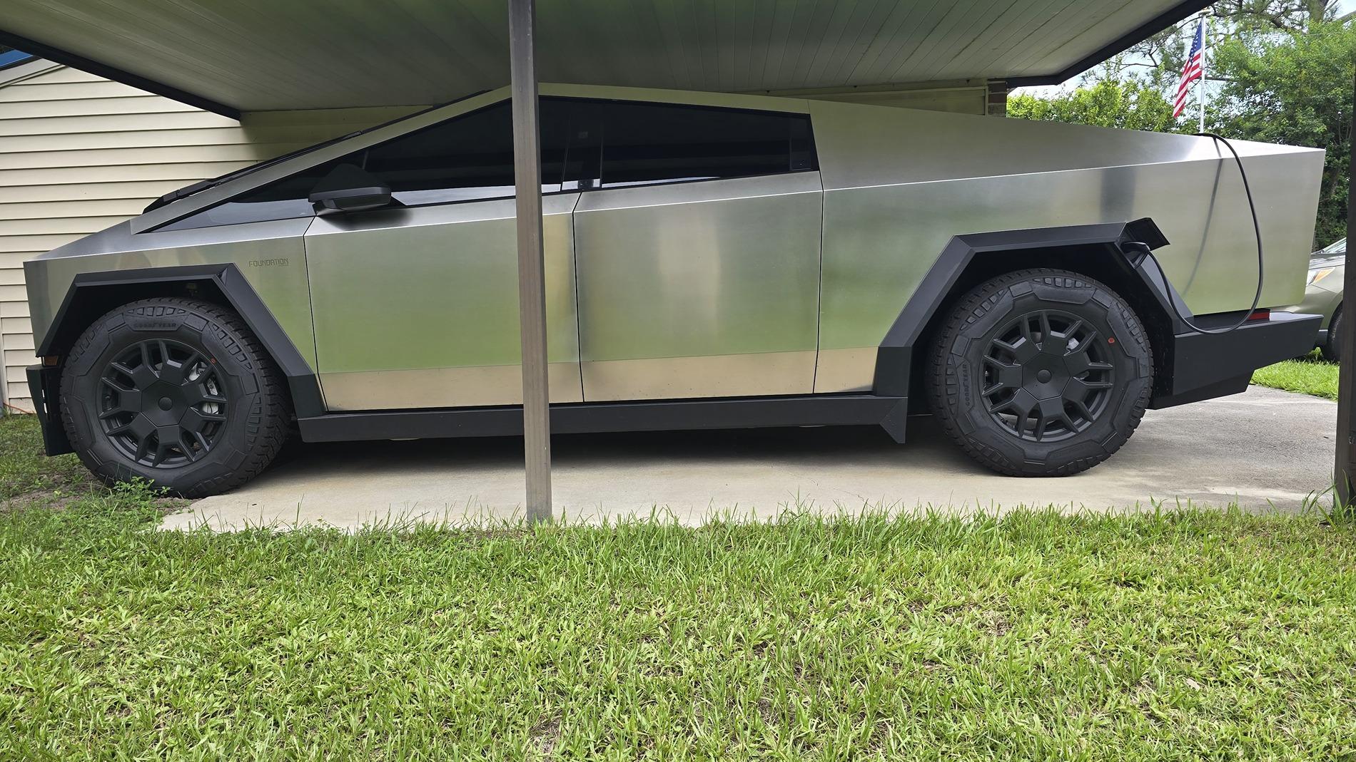 Cybercab Robotaxi TESLAUNCH Cybertruck Accessories NOW AVAILABLE! Special Offers and Product Testing Opportunity! 20240725_160826