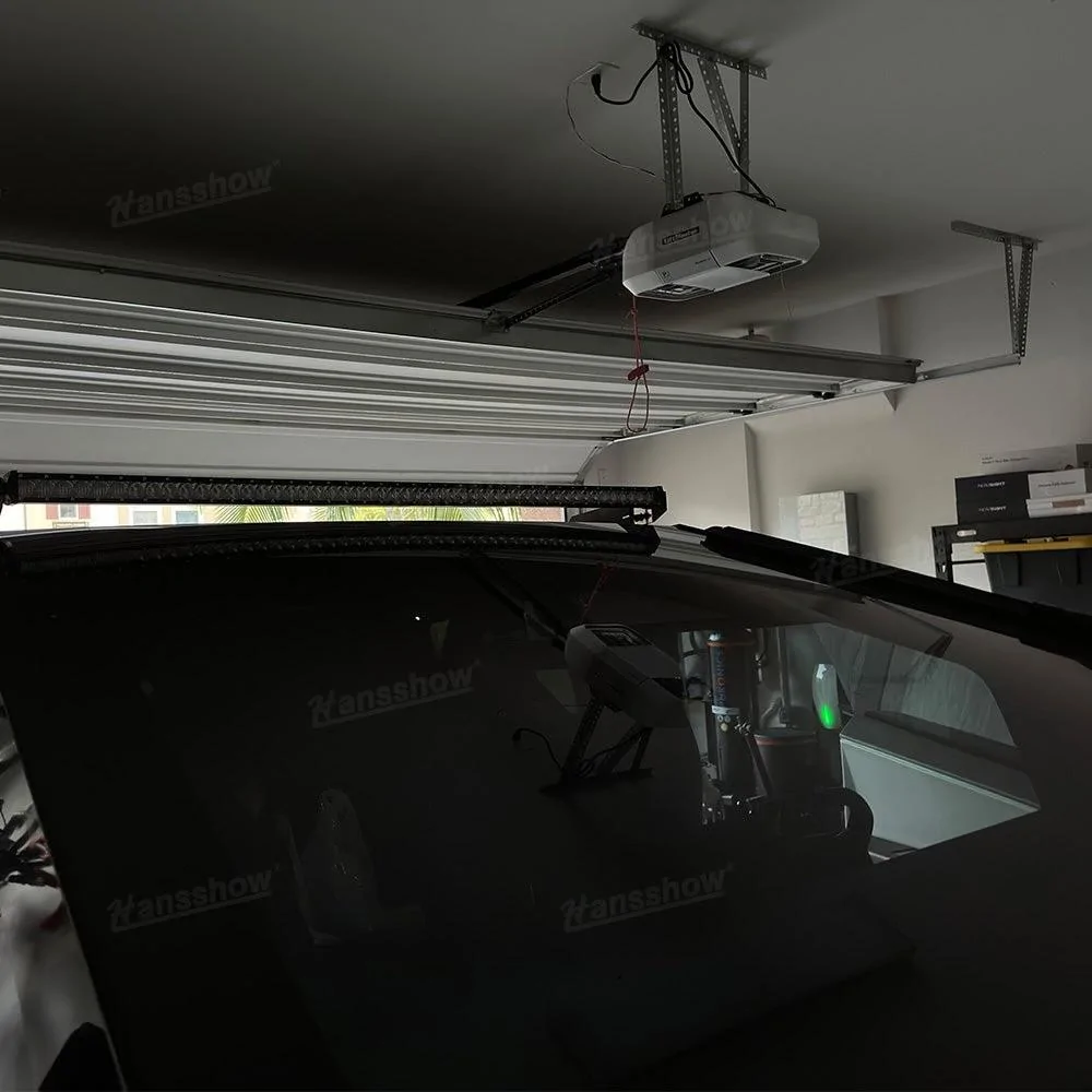 Cybercab Robotaxi Largest LIGHTBAR 52-inch light bar effectively focused and projected to near and far areas, providing a wider angle and farther range of vision! 3_e5ec8932-ea81-4352-8b5a-75e4b3aa49d9