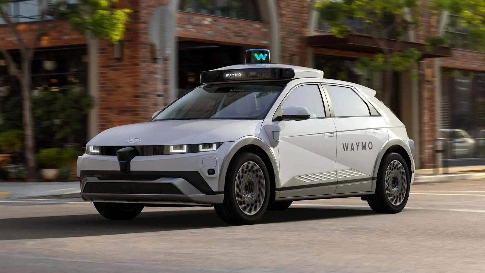 Cybercab Robotaxi iPace / iPace / Zeekr / Cybercab Which will Customers Prefer? waymo-hyundai-ioniq-5