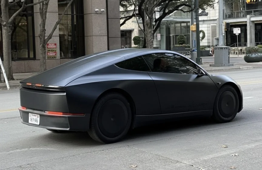 Cybercab Robotaxi Cybercab in other colors: white, silver, red, black, gray, dark blue tesla-cybercab-matte-satin-black