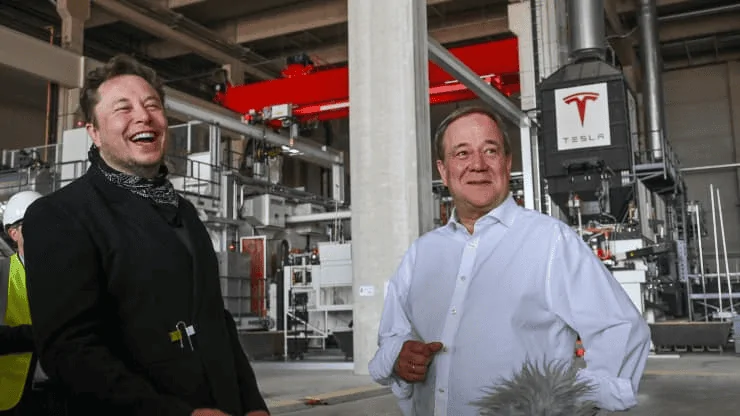 Cybercab Robotaxi CNBC: Tesla posts record earnings but on one stock market number Elon Musk’s EV company is still disappointing 1634852101939