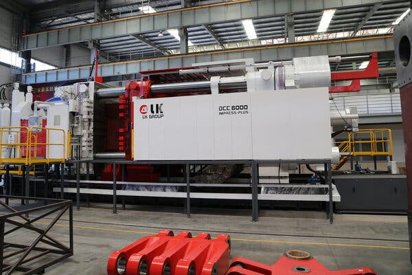 Cybercab Robotaxi NYT - How Tesla Helps China's Firms Compete With the U.S. 00newworld-4-articleLarge