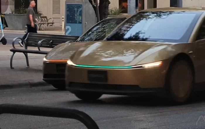 Cybercab's front RGB light bar changes different colors to identify / differentiate themselves to riders